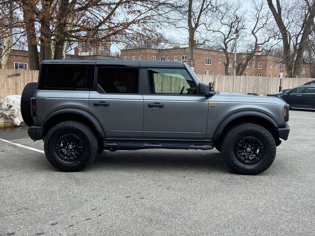 Used 2025 Ford Bronco Badlands image 4