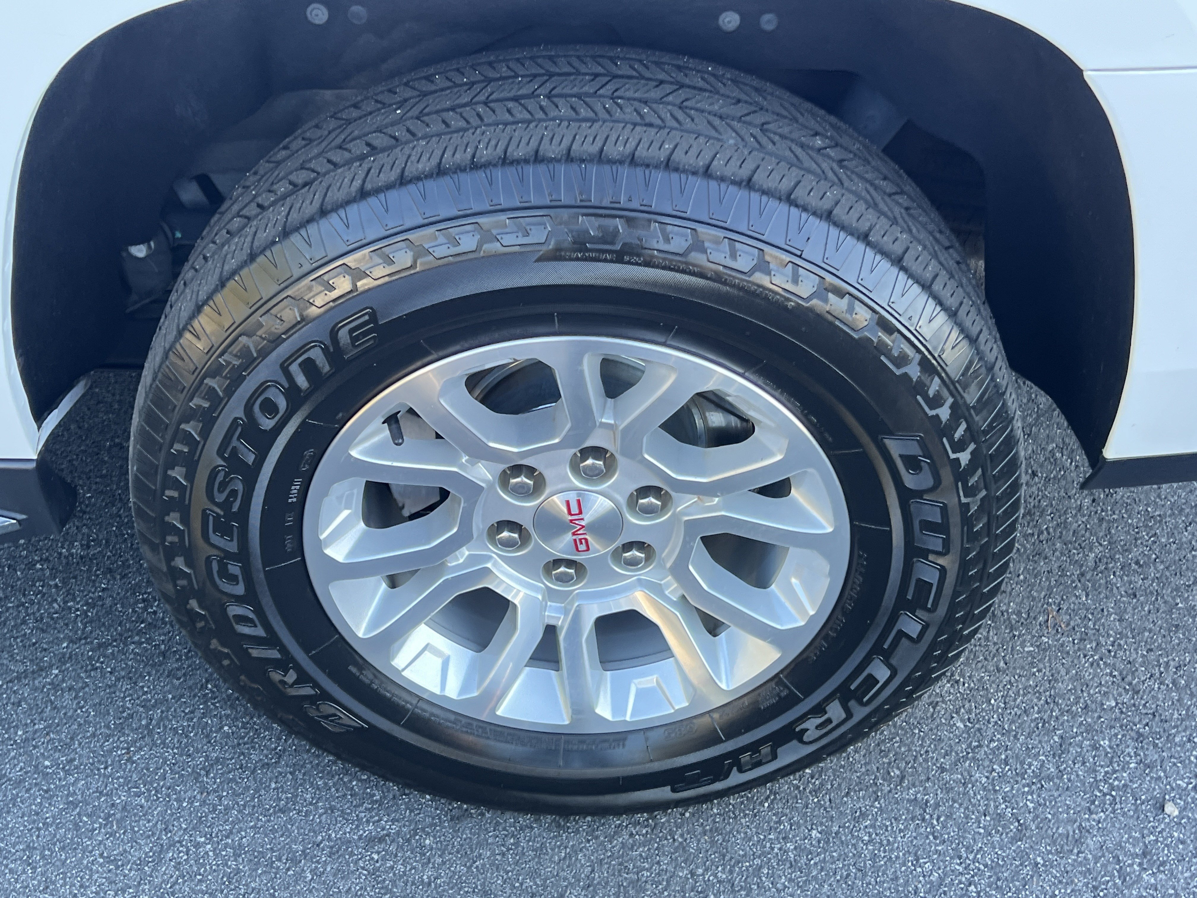 Used 2020 GMC Yukon XL SLT AWD/4WD image 28
