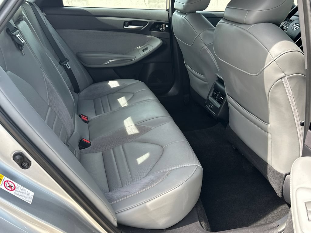 Used 2019 Toyota Avalon XSE w/ Carpet Mat Package FWD image 13