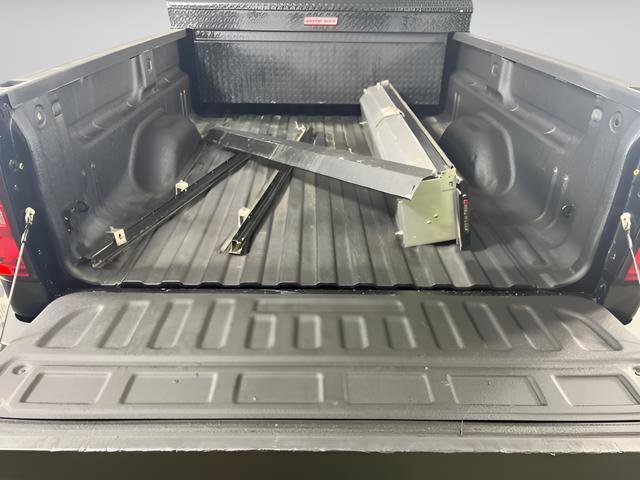 Used 2015 Chevrolet Silverado 3500 High Country w/ Duramax Plus Package image 7