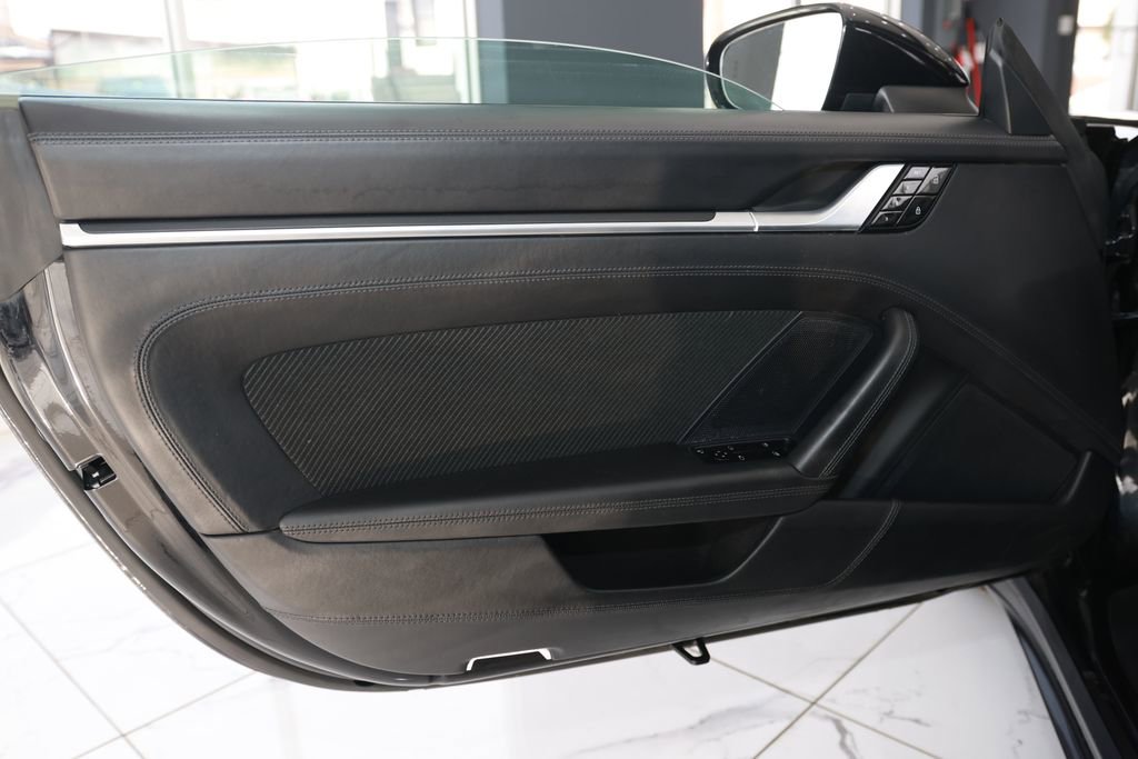 Used 2021 Porsche 911 Targa 4S image 35