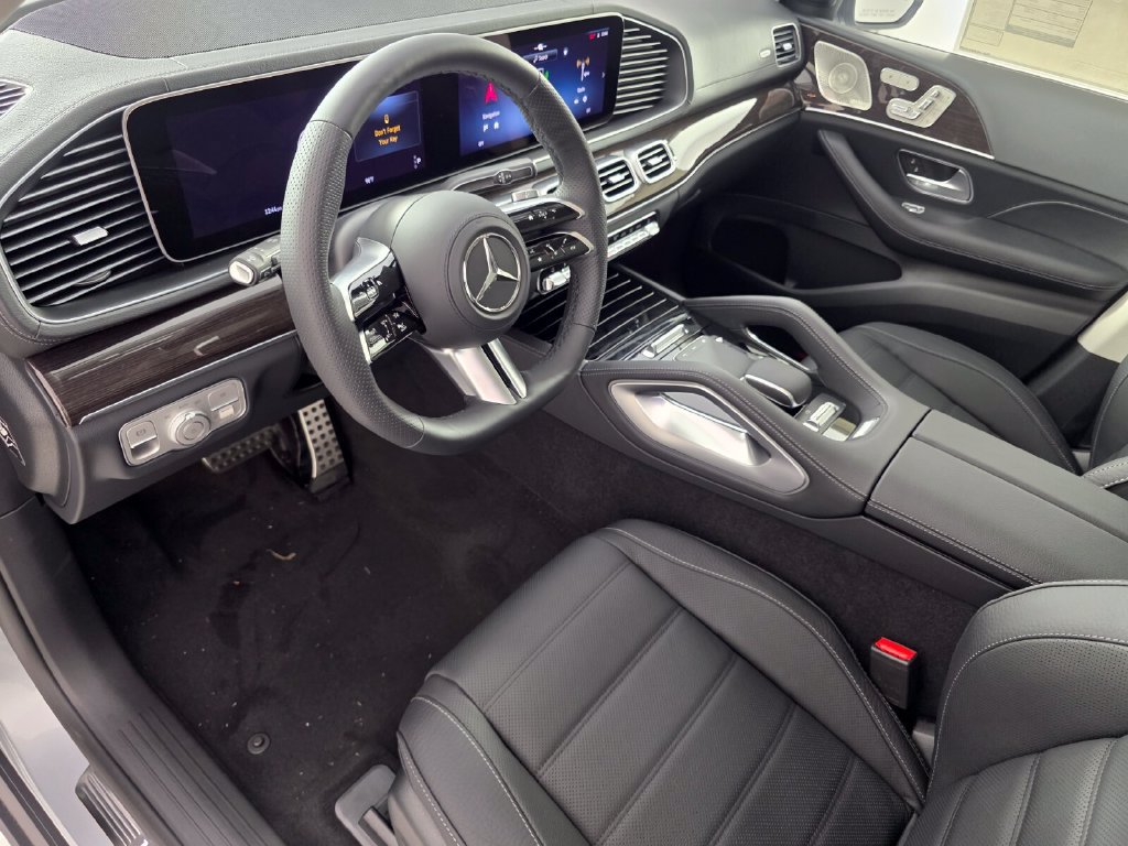 New 2026 Mercedes-Benz GLS 450 4MATIC image 7