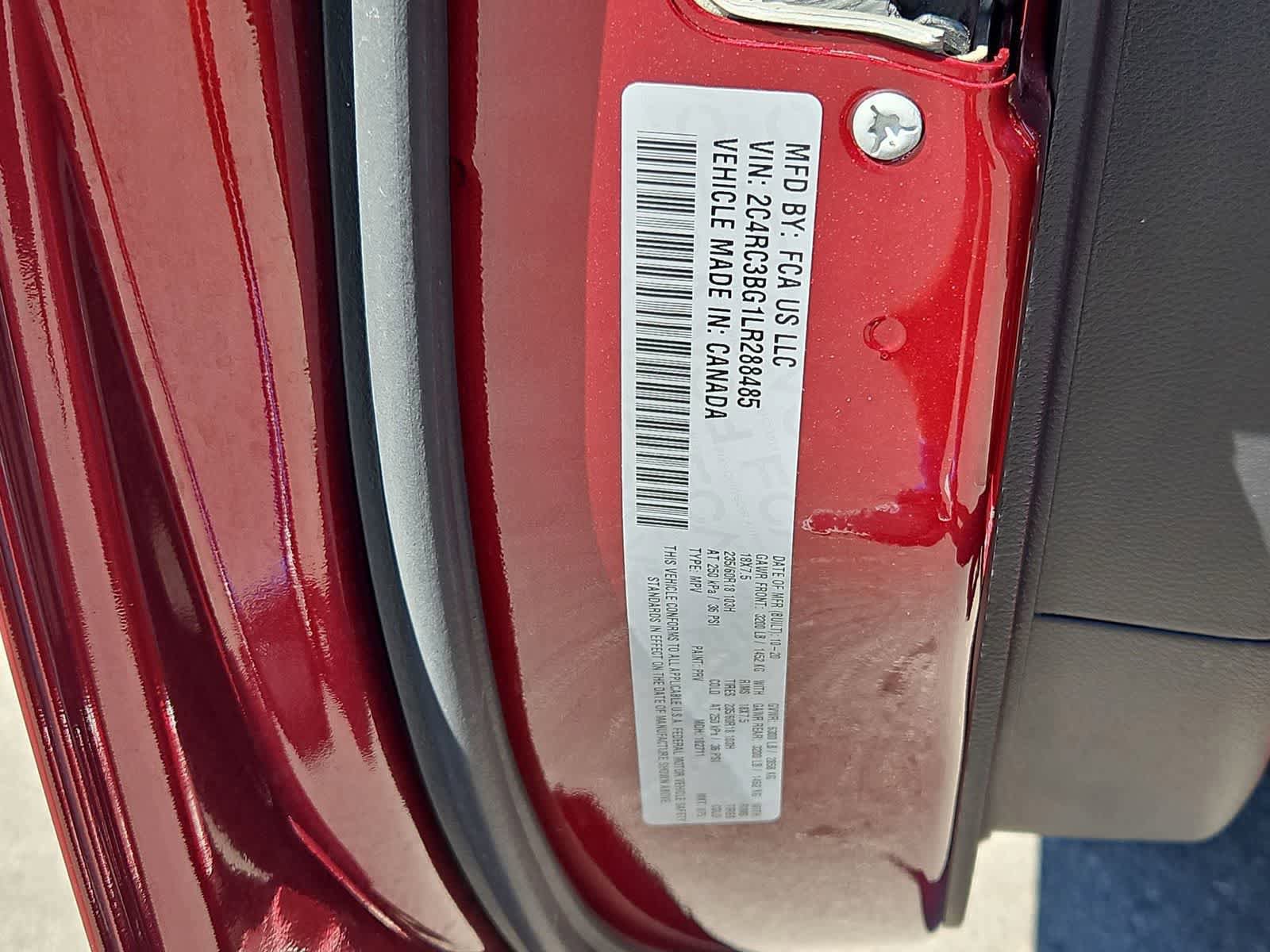 Used 2020 Chrysler Pacifica Touring-L AWD/4WD image 37
