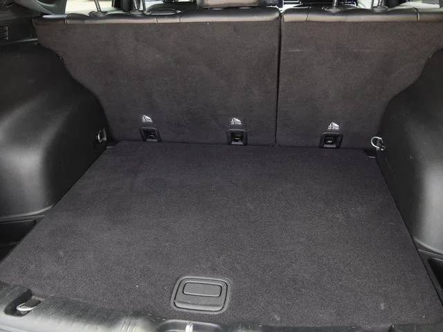 Certified 2023 Jeep Compass Latitude AWD/4WD image 13