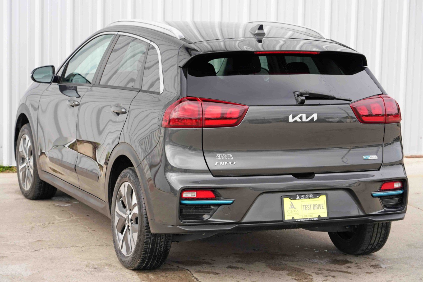 Used 2022 Kia Niro EX image 43