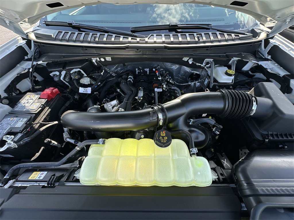 New 2025 Ford Expedition Active image 27