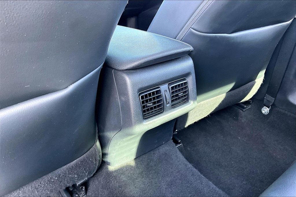 Used 2021 Toyota Camry XSE image 23