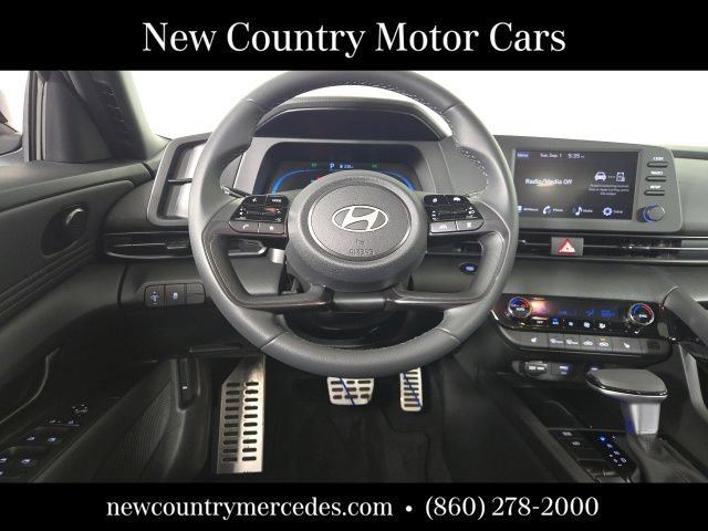Used 2026 Hyundai Elantra SEL Sport Premium FWD image 17
