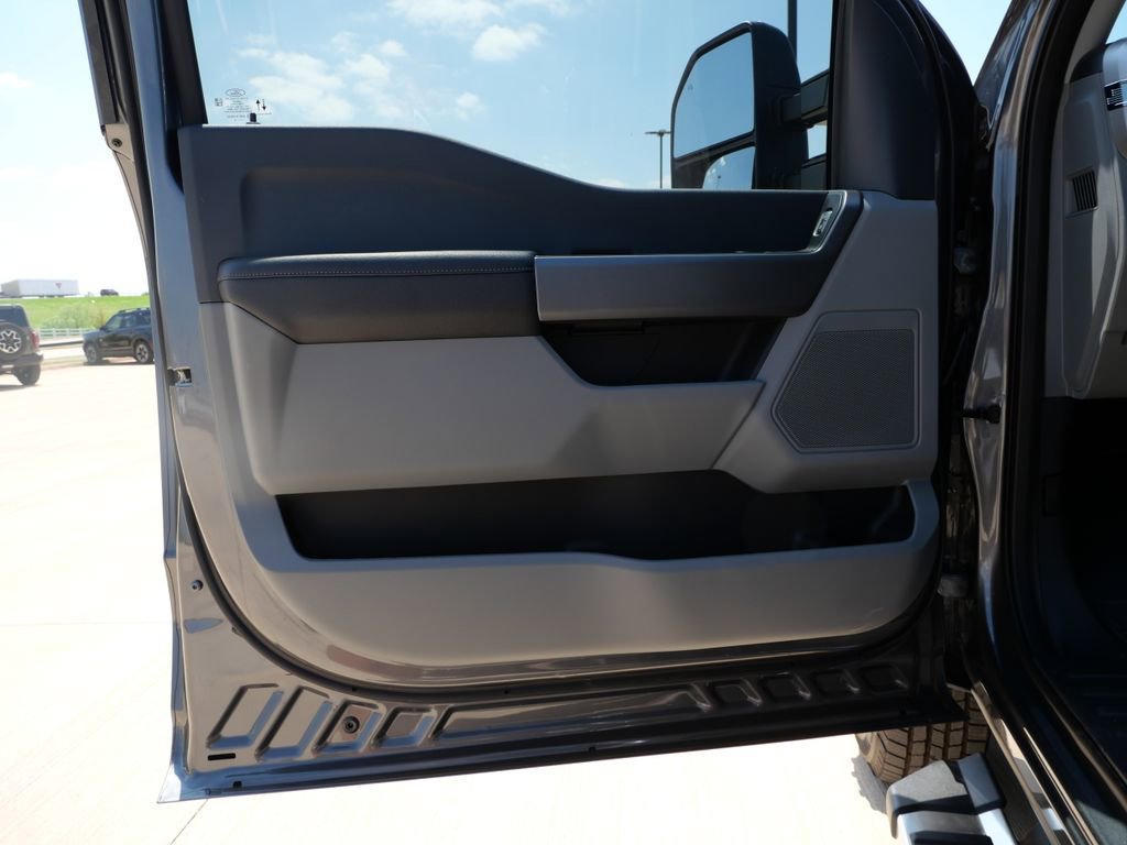 New 2026 Ford F350 XLT AWD/4WD image 18