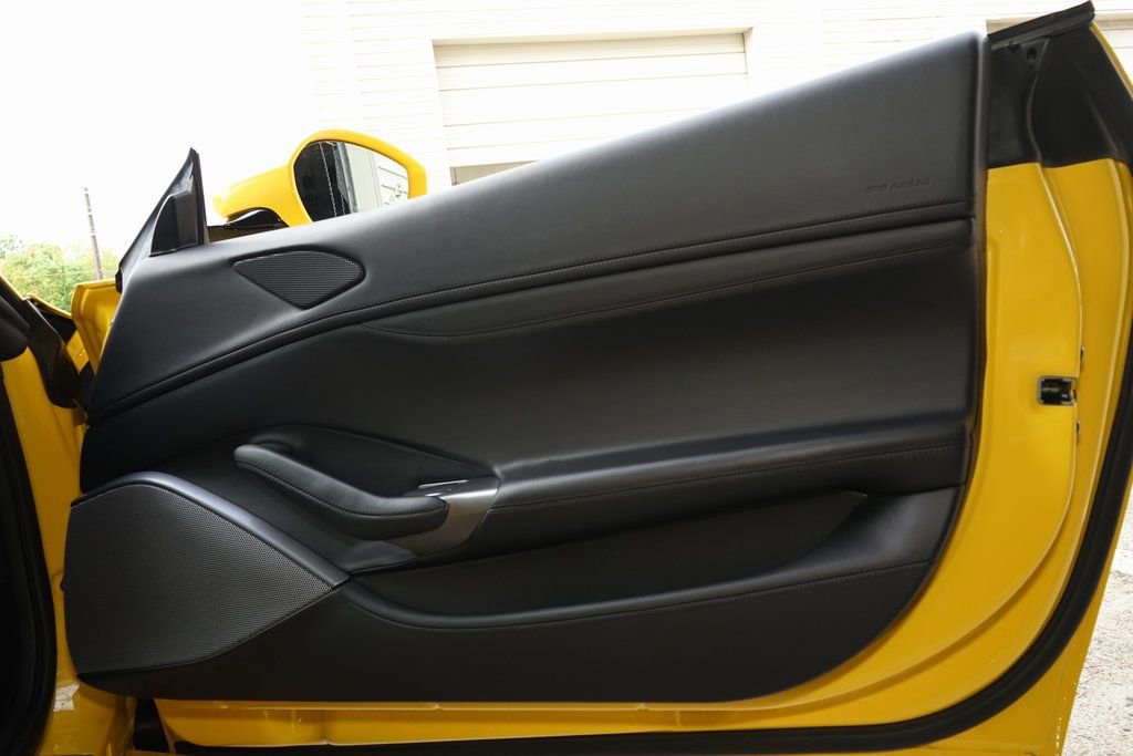 Used 2023 Ferrari Portofino M RWD image 24