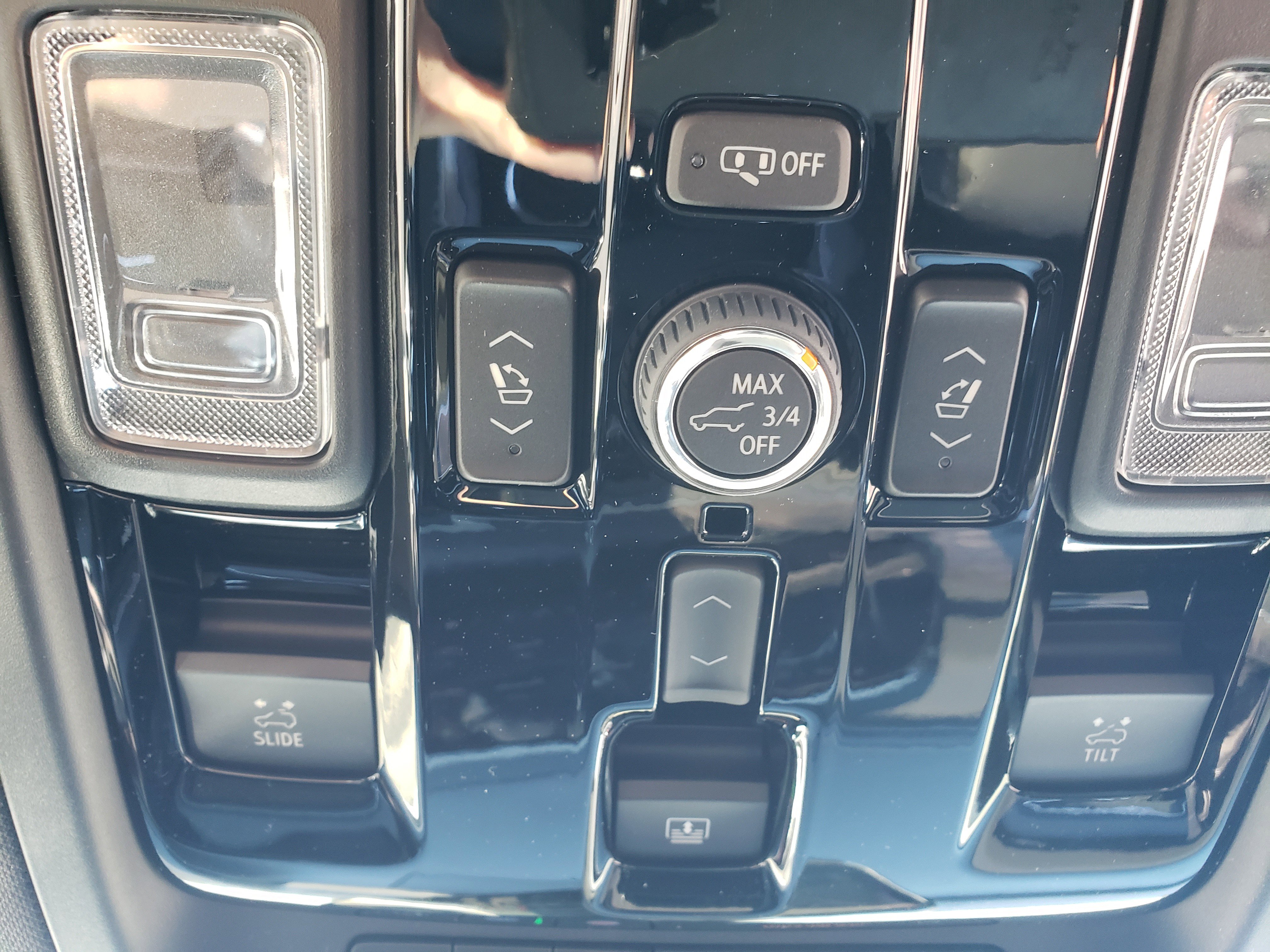 New 2026 Chevrolet Suburban Premier image 24