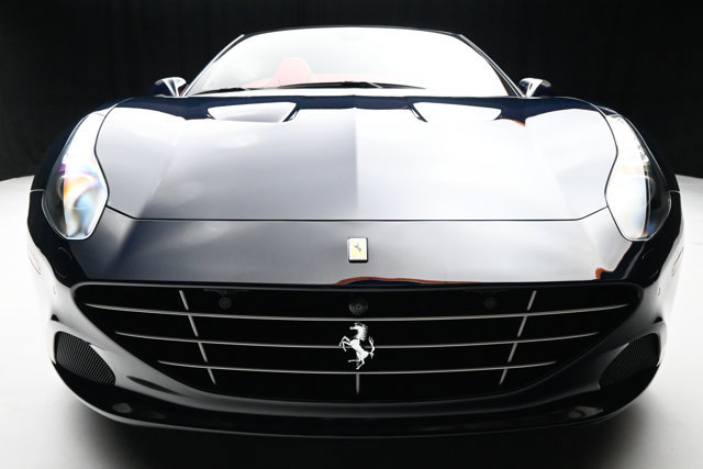 Used 2016 Ferrari California T RWD image 43