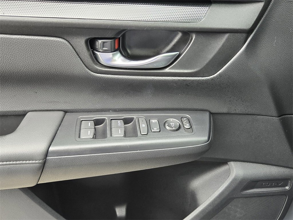 Used 2025 Honda CR-V LX image 26