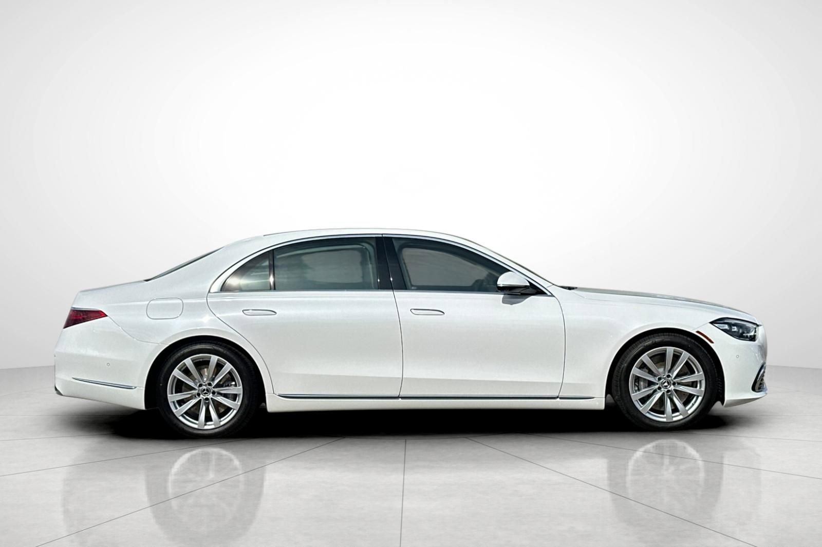 New 2026 Mercedes-Benz S 580 4MATIC Sedan image 31