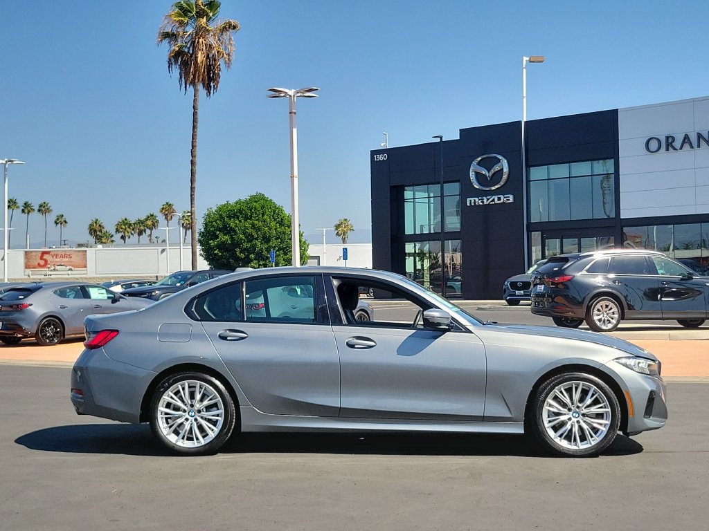 Used 2023 BMW 330i Sedan w/ Driving Assistance Package RWD image 33