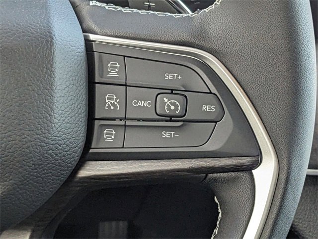 New 2025 Jeep Grand Cherokee Limited image 18