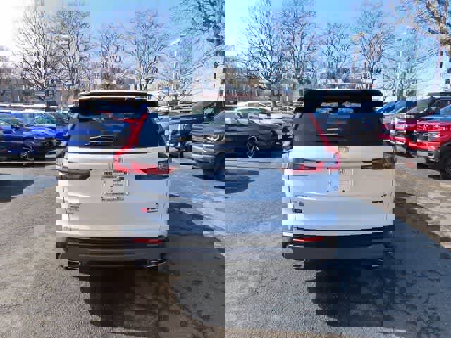 Used 2023 Honda CR-V Sport Touring image 5