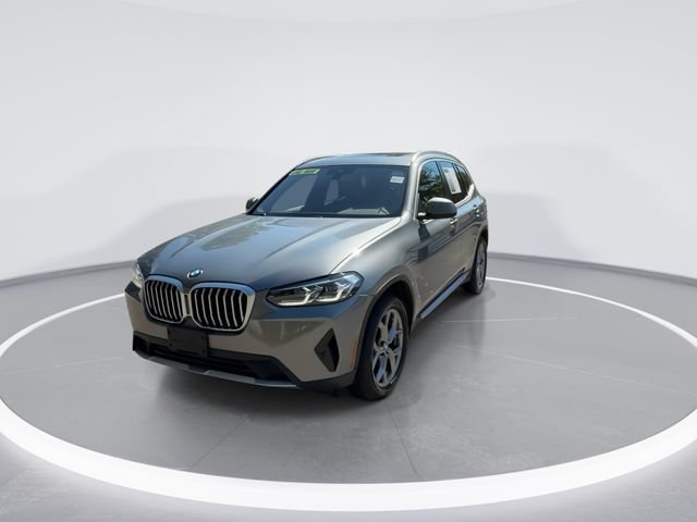 Used 2023 BMW X3 xDrive30i w/ Premium Package AWD/4WD image 3