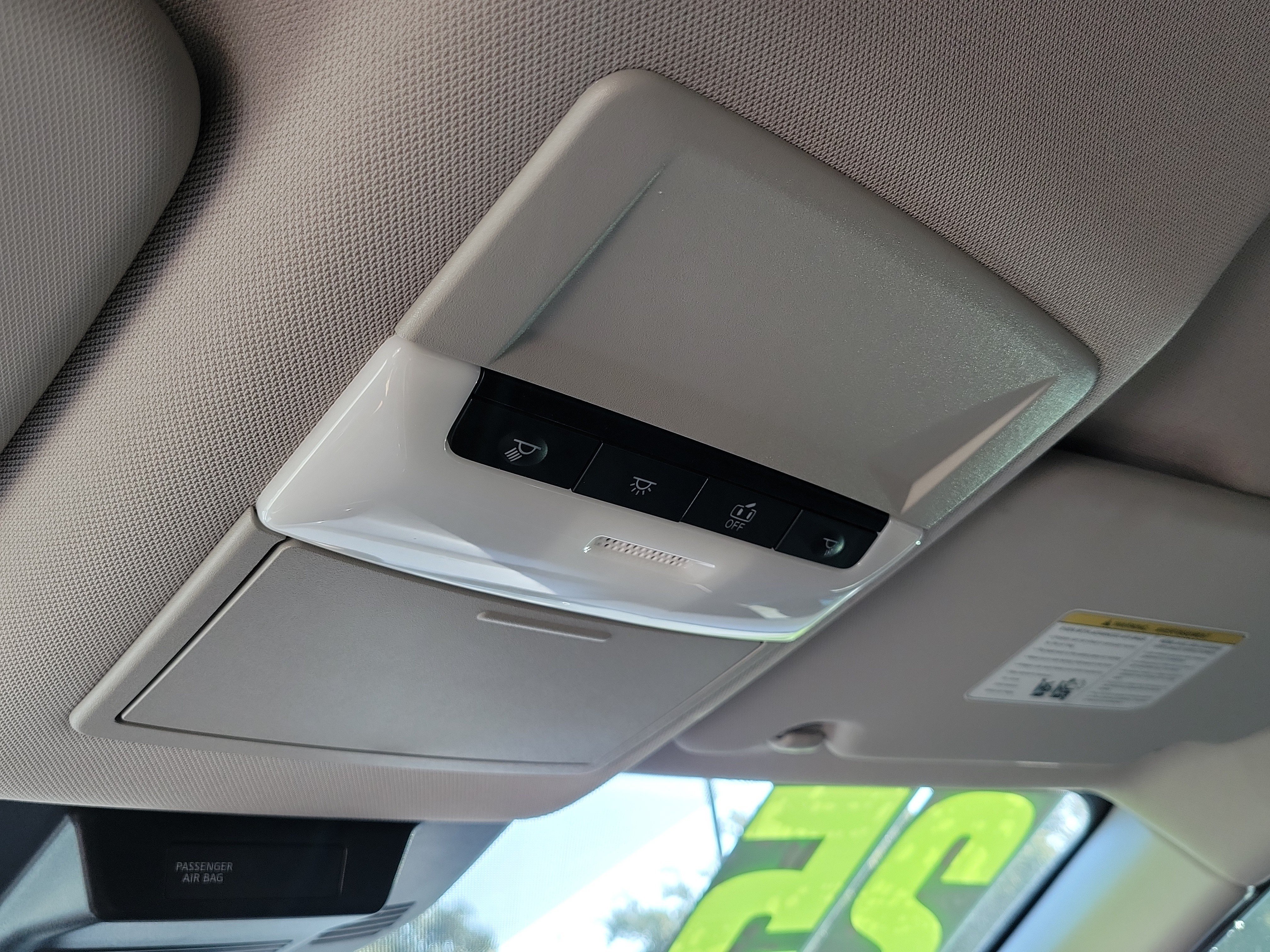 Certified 2025 Nissan Rogue S FWD image 29