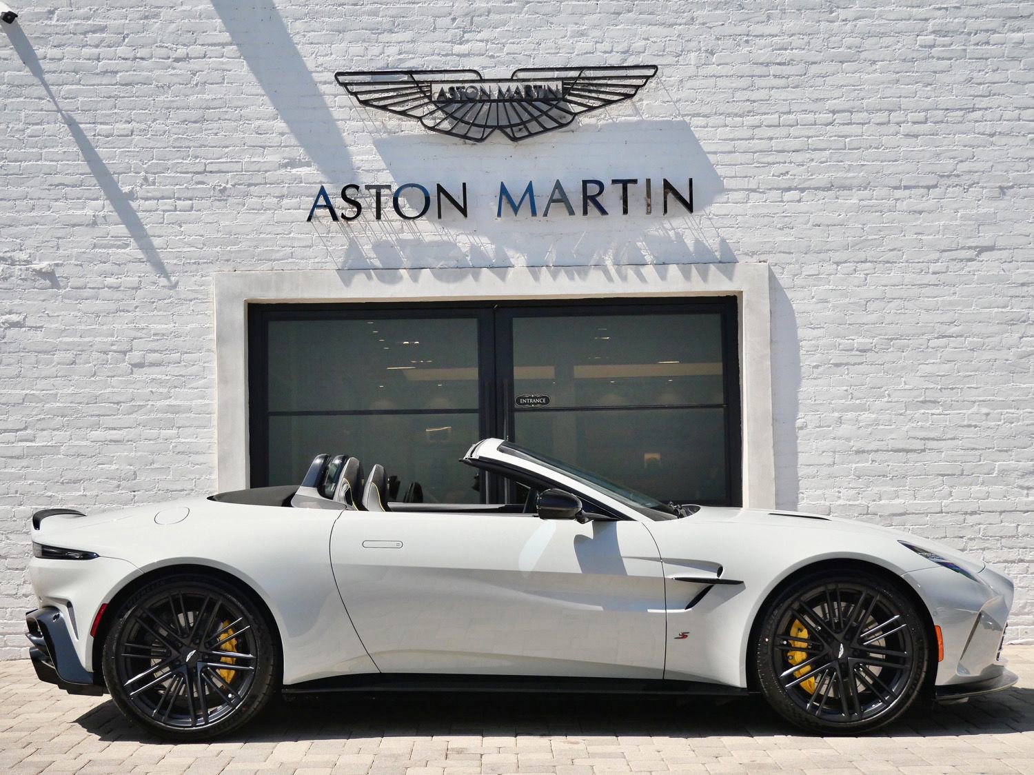 New 2026 Aston Martin V8 Vantage S RWD image 17
