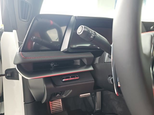 New 2026 Chevrolet Corvette Stingray Coupe w/ Z51 Performance Package image 38