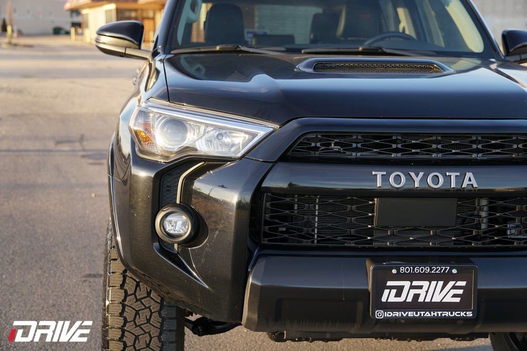 Used 2022 Toyota 4Runner TRD Off-Road Premium w/ Moonroof Package image 4