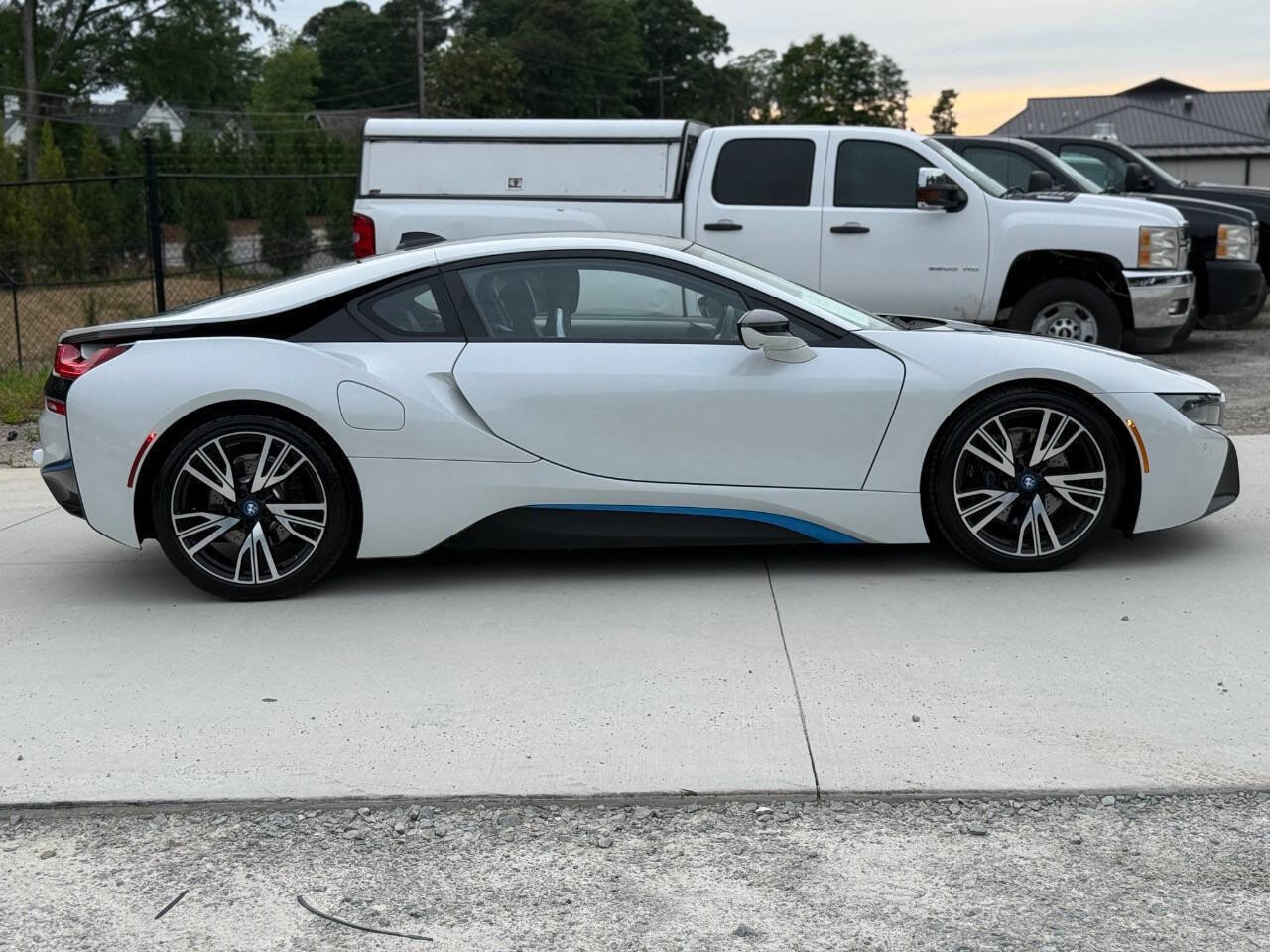 Used 2016 BMW i8 AWD/4WD image 5