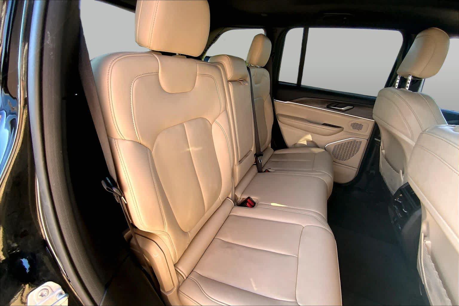 Used 2022 Jeep Grand Cherokee Limited 4xe AWD/4WD image 18