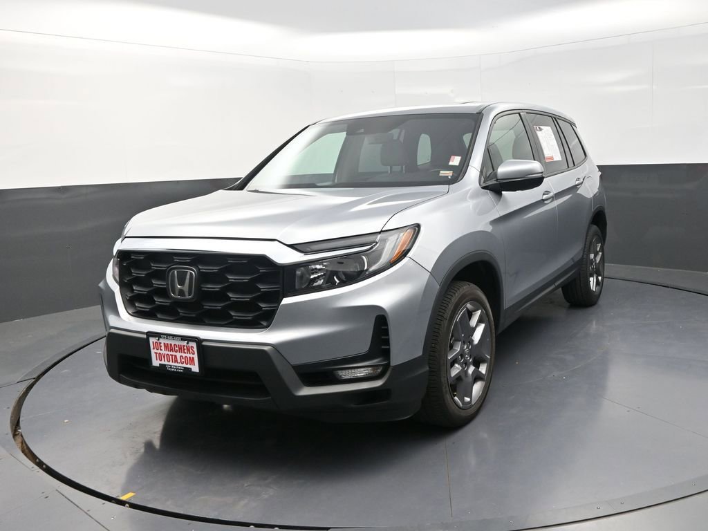 Used 2023 Honda Passport EX-L image 4