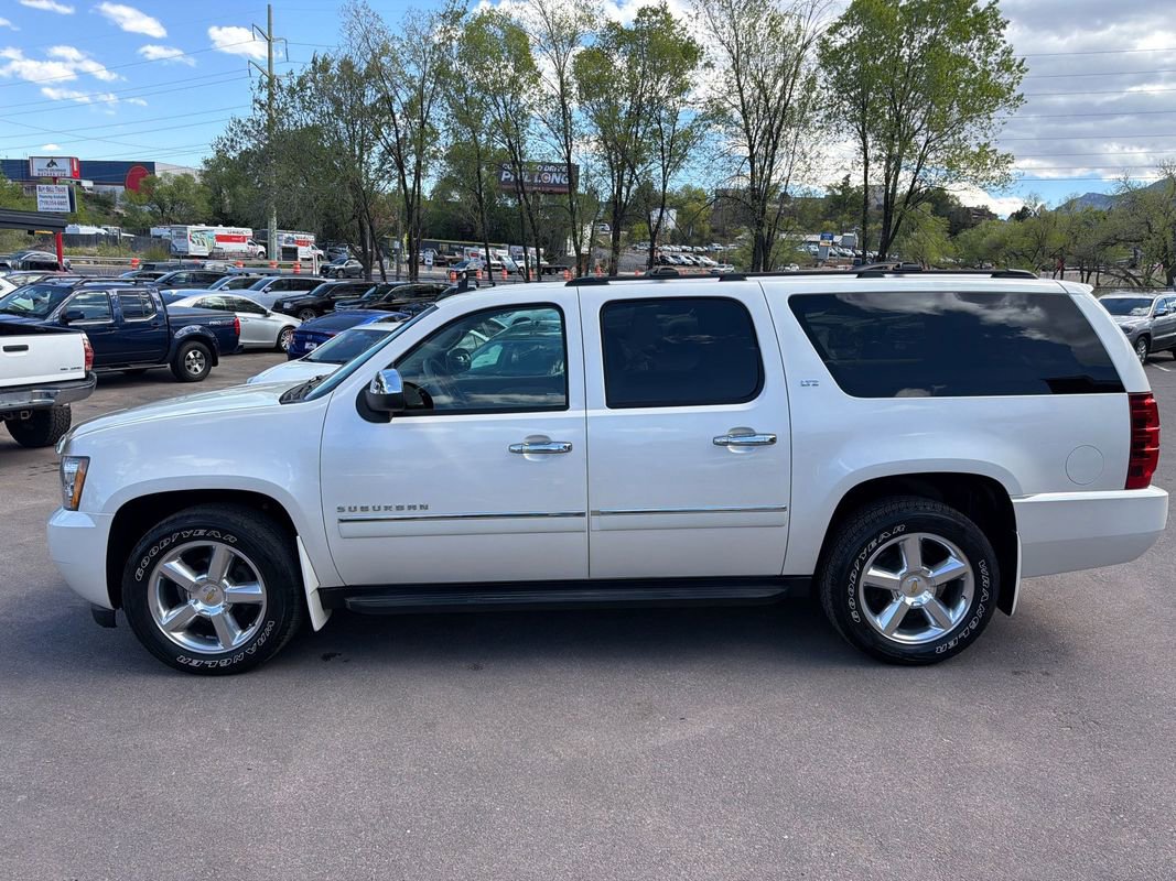 Used 2013 Chevrolet Suburban LTZ AWD/4WD image 4