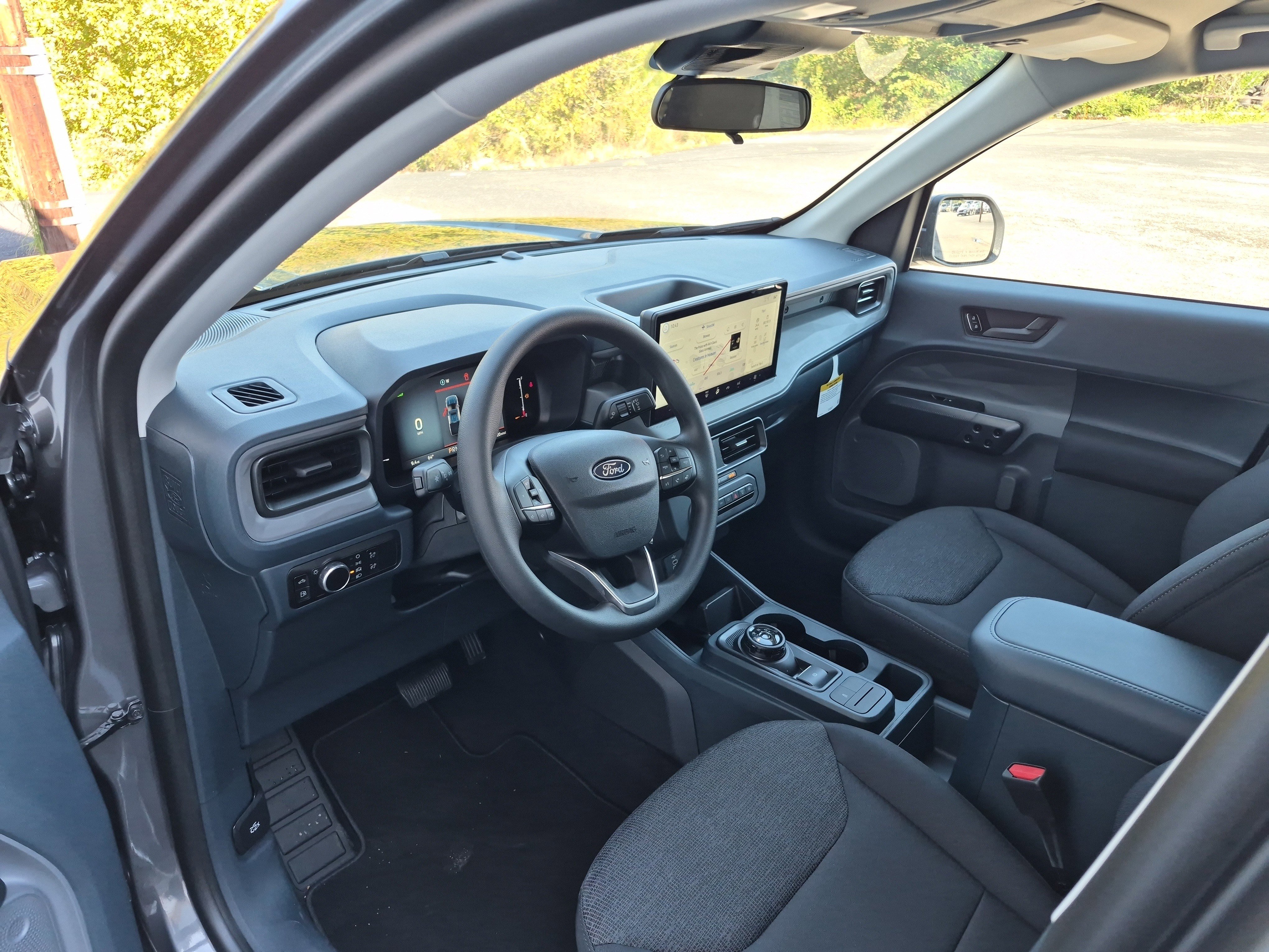 New 2025 Ford Maverick XL image 12