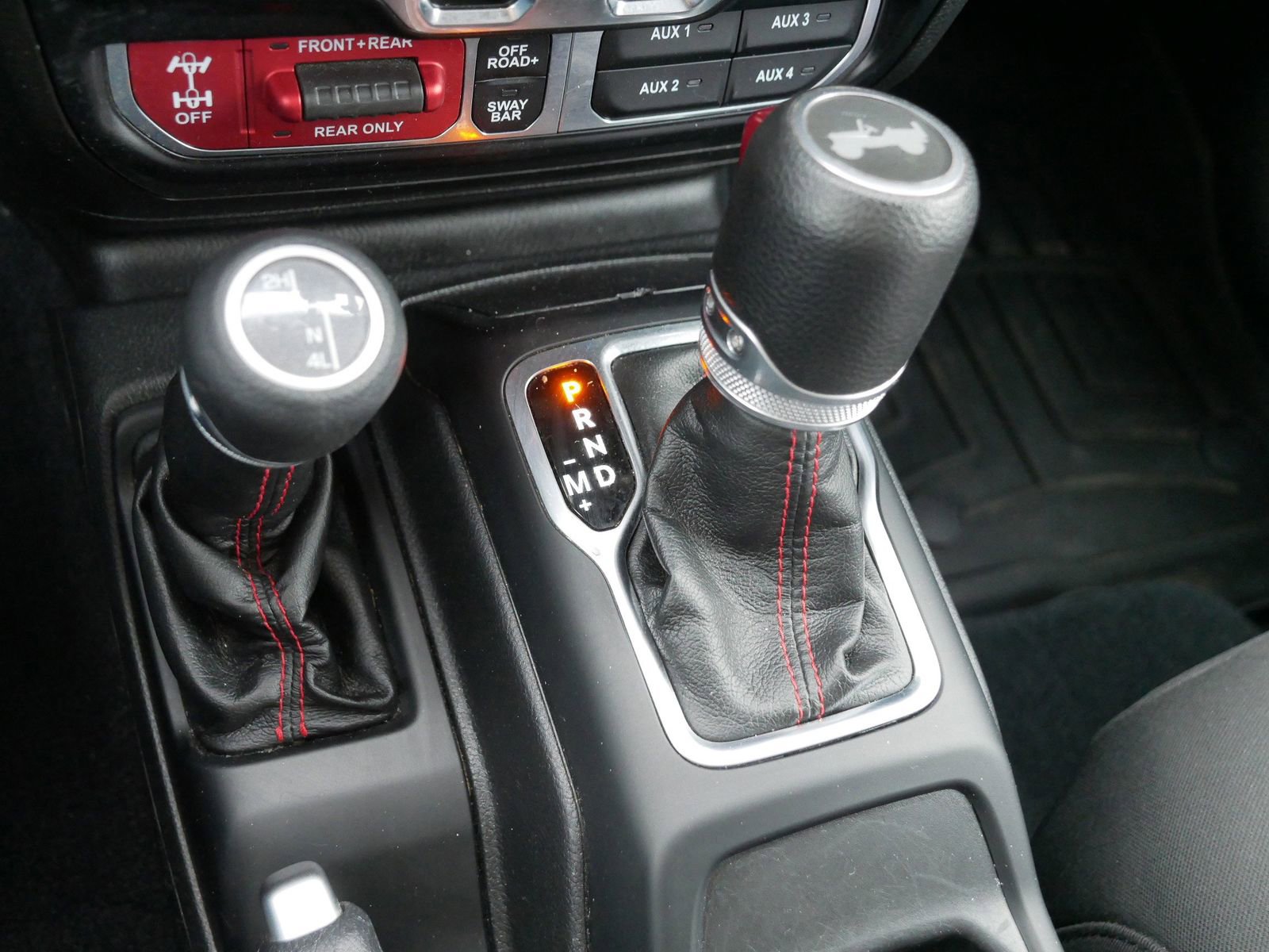 Used 2022 Jeep Wrangler Unlimited Rubicon w/ Cold Weather Group image 30