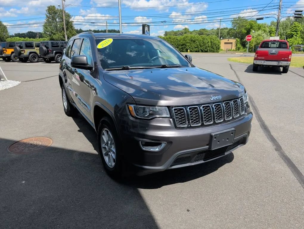 Used 2018 Jeep Grand Cherokee Laredo AWD/4WD image 22