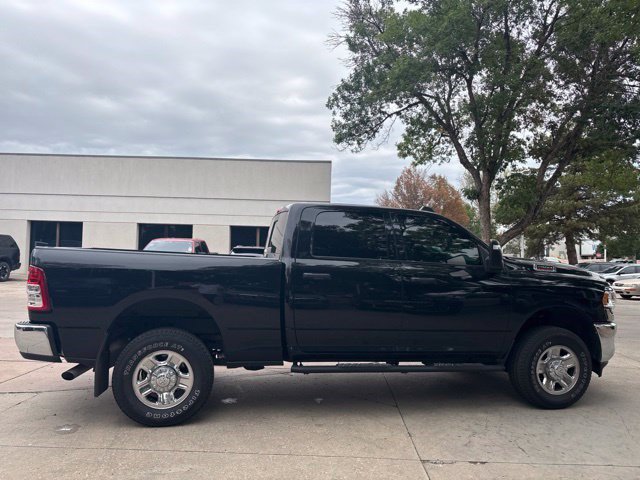 Used 2024 RAM 2500 Tradesman w/ Chrome Appearance Group AWD/4WD image 22