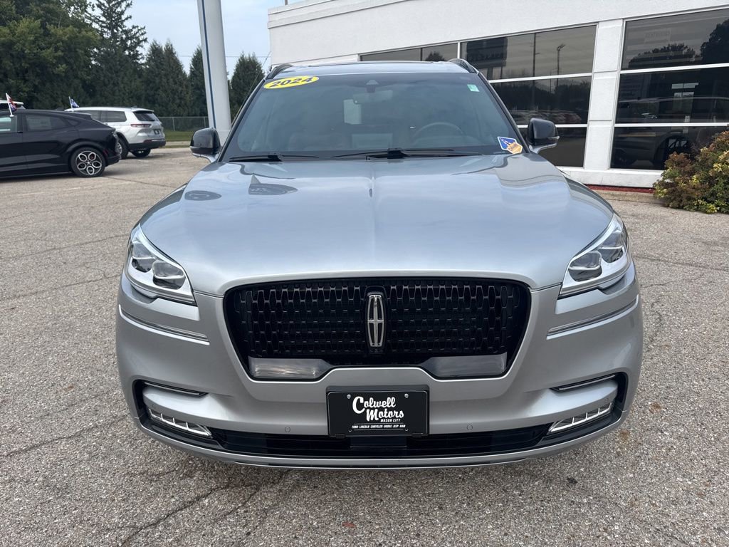 Used 2024 Lincoln Aviator Reserve w/ Equipment Group 201A image 5