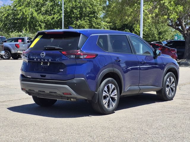 Certified 2023 Nissan Rogue SV FWD image 3