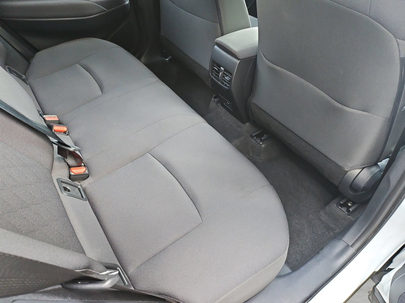 Used 2024 Toyota Corolla Cross LE w/ Moonroof Package FWD image 33