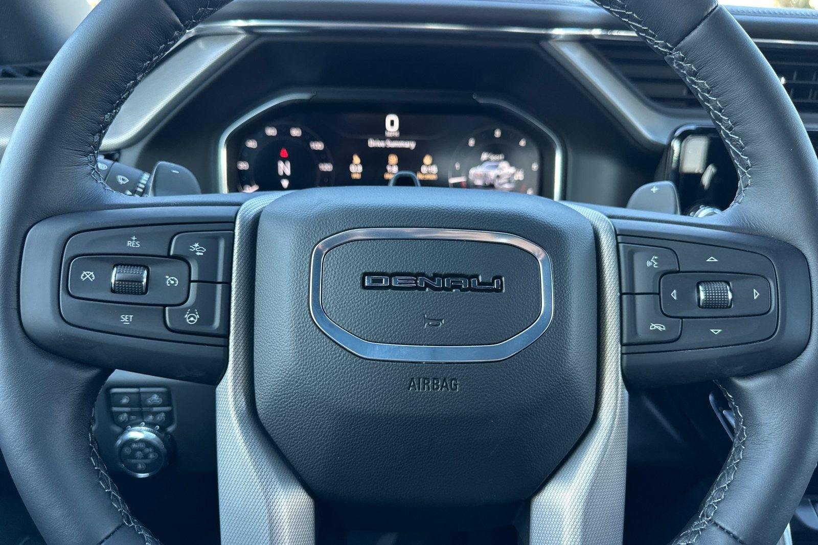 New 2026 GMC Sierra 1500 Denali w/ Technology Package AWD/4WD image 22