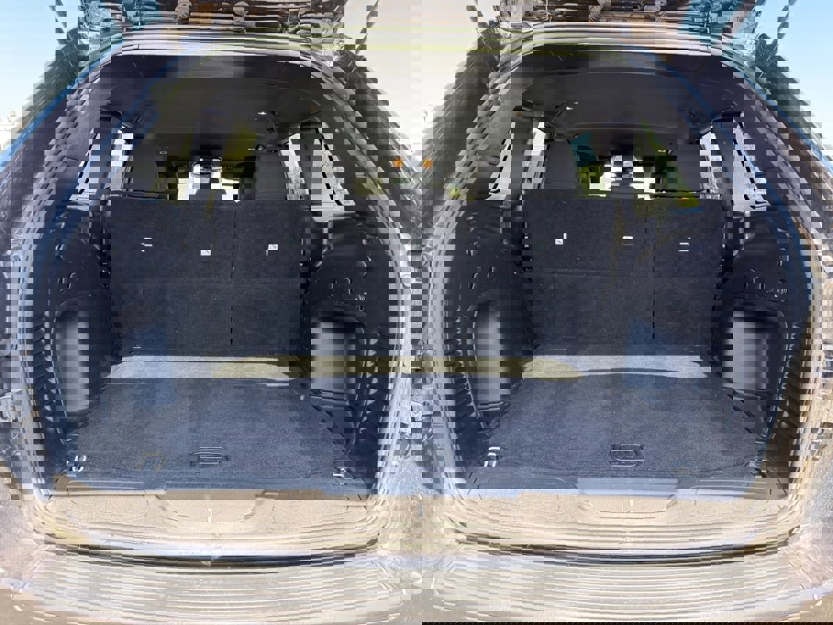 Used 2021 Jeep Grand Cherokee Laredo image 20