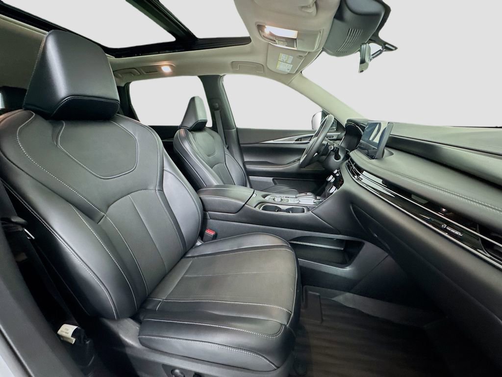 Used 2023 INFINITI QX60 Luxe AWD/4WD image 26