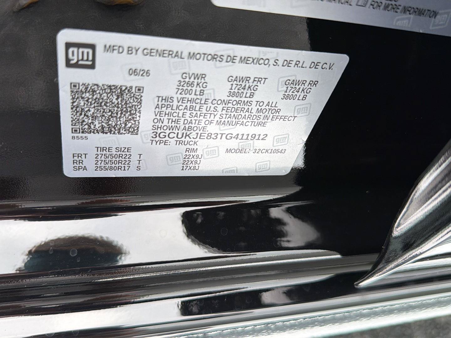 New 2026 Chevrolet Silverado 1500 High Country w/ High Country Premium Package AWD/4WD image 37
