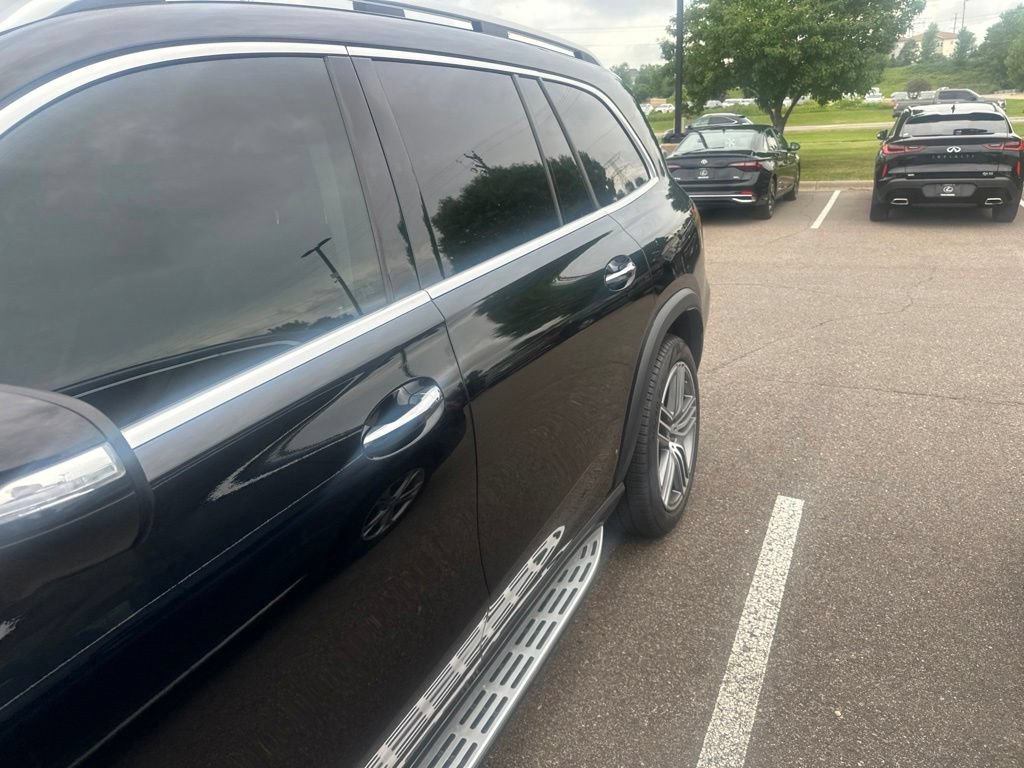 Used 2020 Mercedes-Benz GLS 450 4MATIC image 7