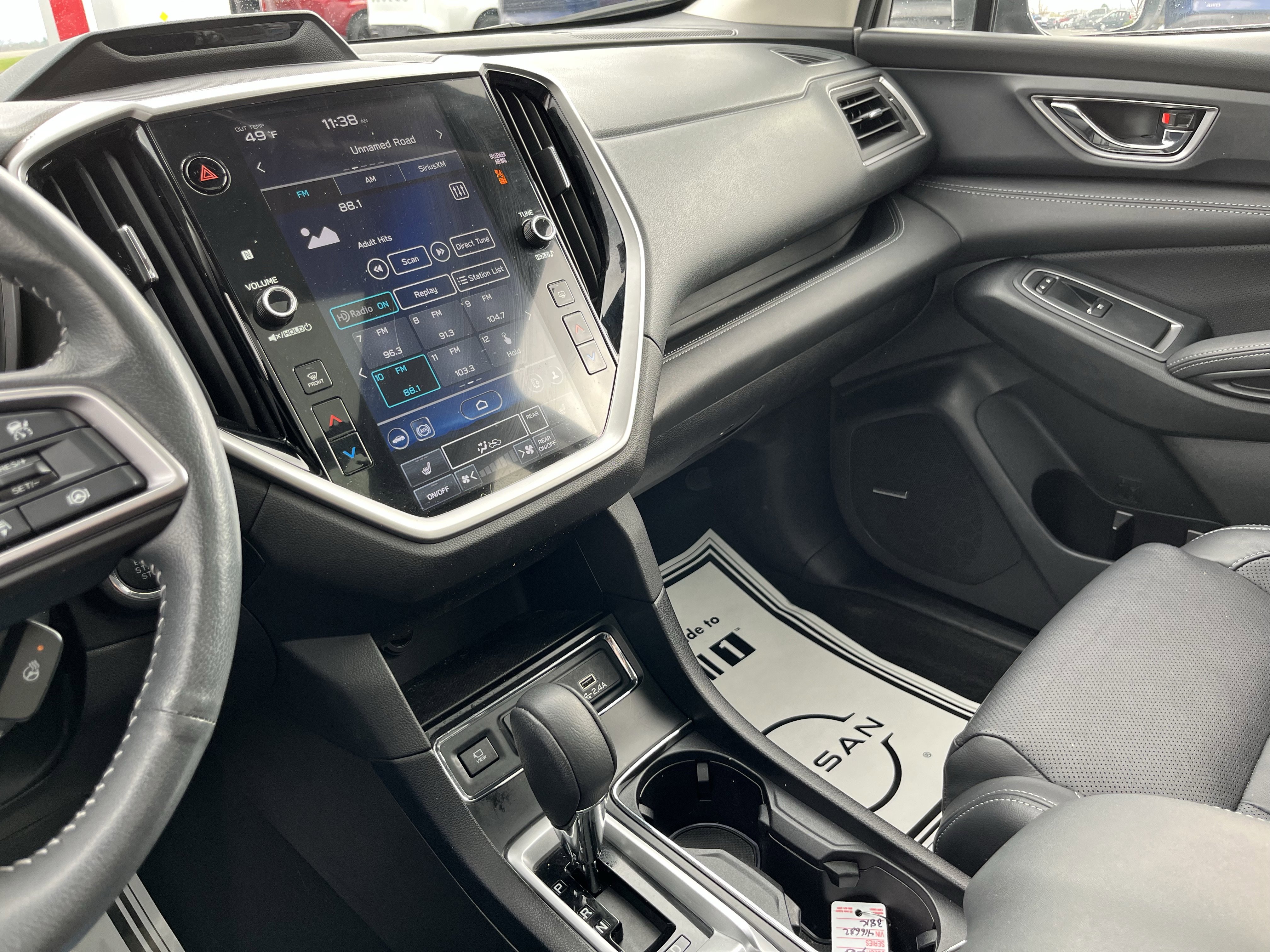 Used 2023 Subaru Ascent Limited w/ Technology Package image 29