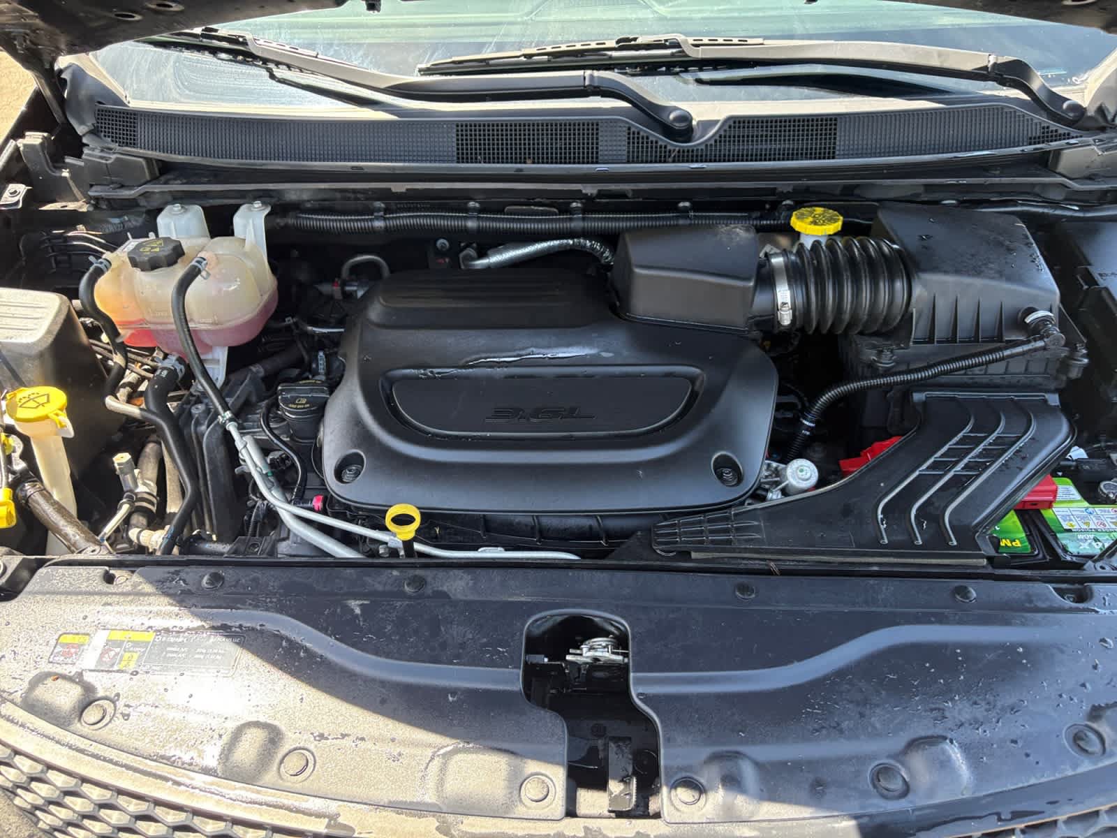 Used 2023 Chrysler Voyager LX FWD image 24