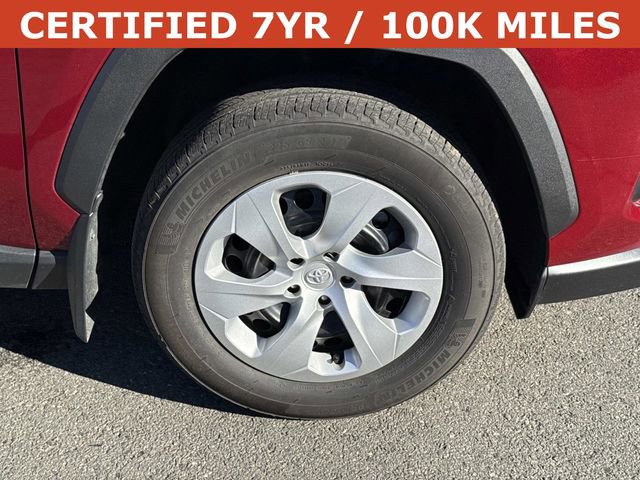 Used 2024 Toyota RAV4 LE image 7