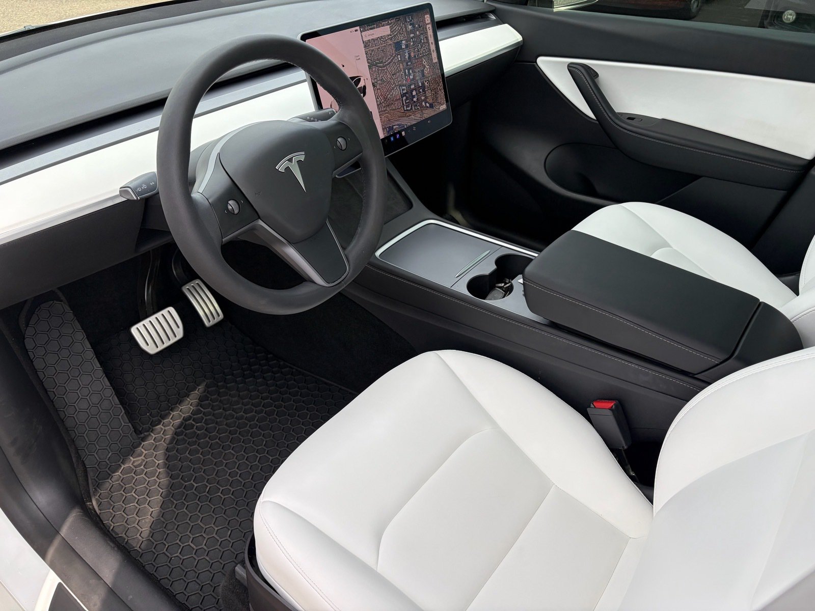 Used 2021 Tesla Model Y Performance AWD/4WD image 11