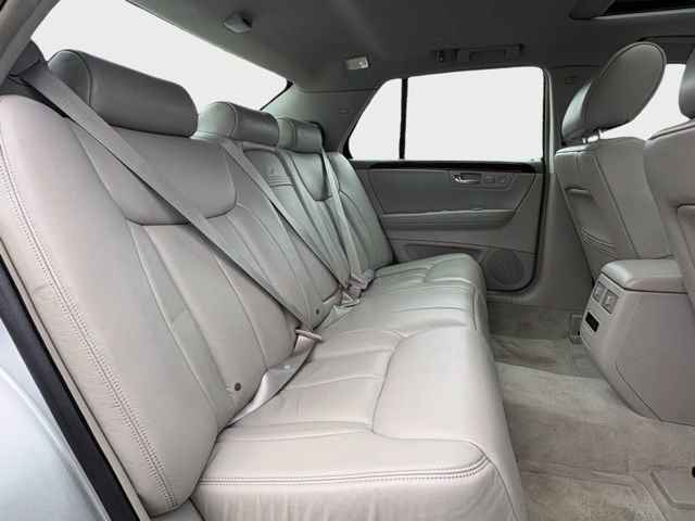 Used 2010 Cadillac DTS Premium w/ Driver Awareness Package image 25