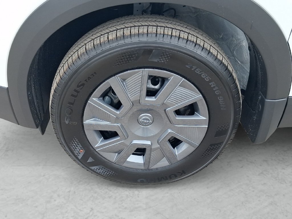 New 2027 Nissan Kicks S FWD image 24