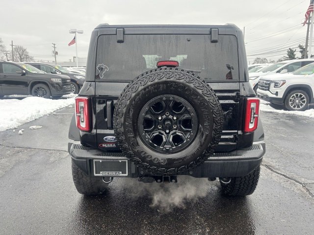 Used 2025 Ford Bronco Badlands image 6