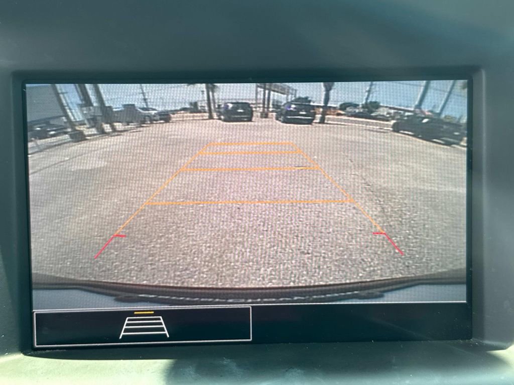 Used 2022 GMC Terrain SLE w/ Driver Convenience Package image 24